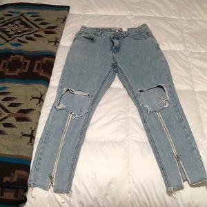 Fashion nova crop jeans